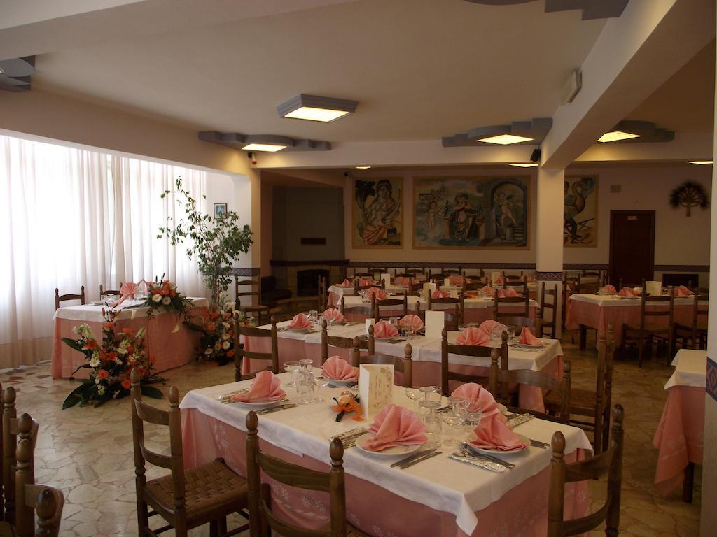 Hotel Ristorante Mosaici Piazza Armerina Eksteriør billede